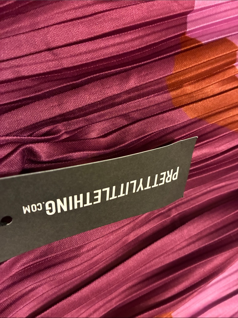 PrettyLittleThing Purple-Orange - Maroon Pleated Mini Skirt - Picture 6 of 6